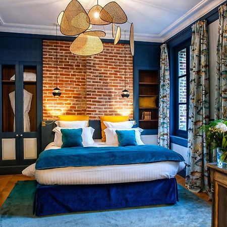 オンフルール La Petite Folie Bed & Breakfast エクステリア 写真