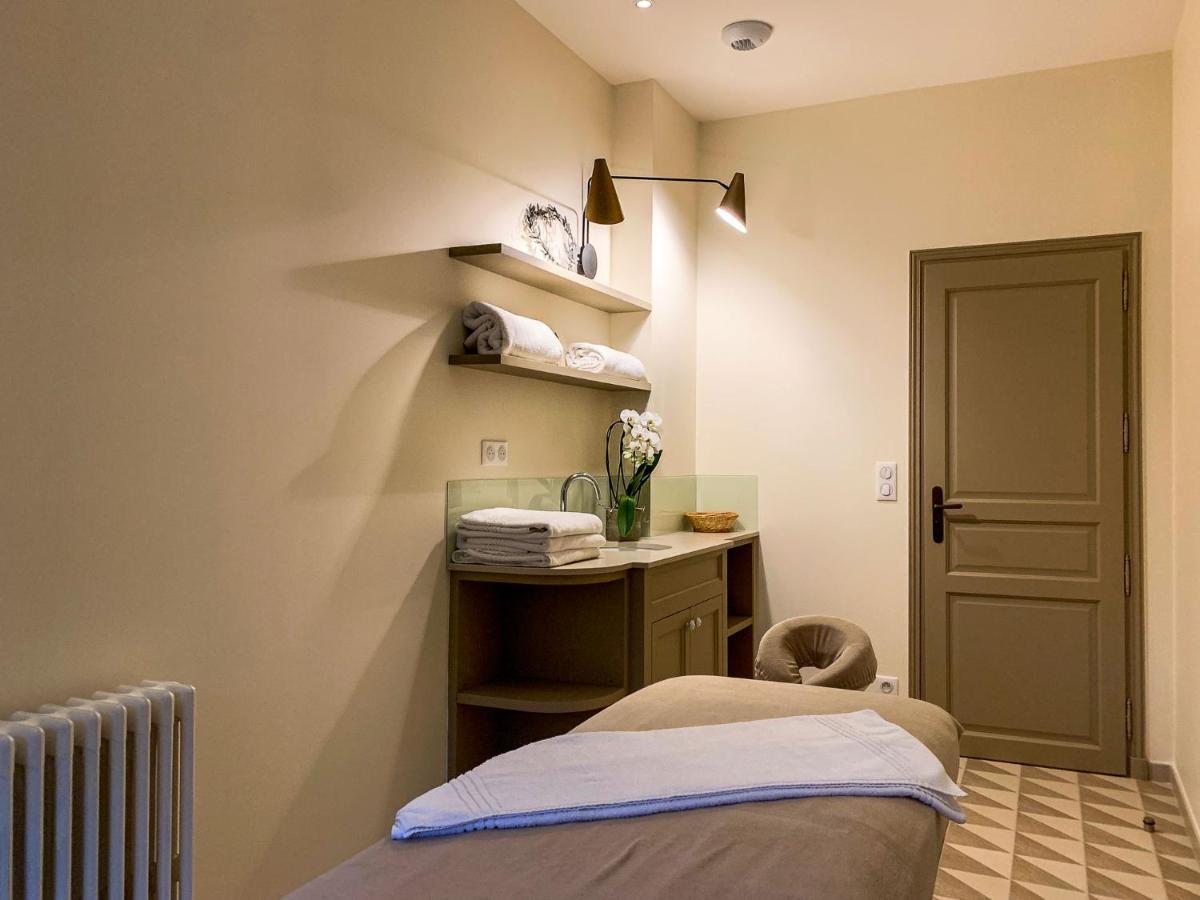 オンフルール La Petite Folie Bed & Breakfast エクステリア 写真